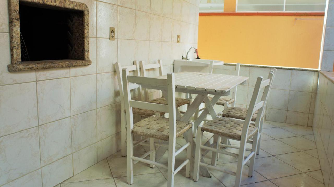 فيلا Casa 02 Dorm Na Rua Salmao بومبينهاس المظهر الخارجي الصورة