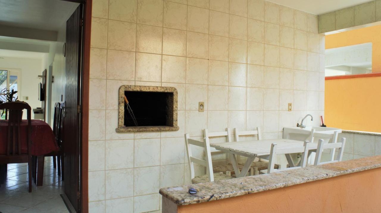 فيلا Casa 02 Dorm Na Rua Salmao بومبينهاس المظهر الخارجي الصورة